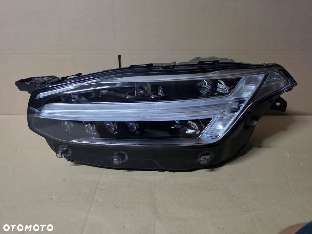 LAMPA LEWA VOLVO XC90 II LIFT FULL LED PRZOD PRZEDNIA