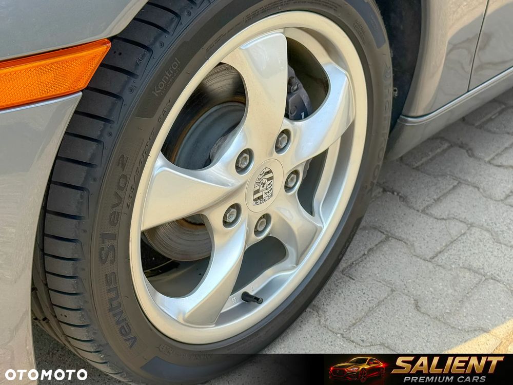 Porsche Boxster 2.7 - 11
