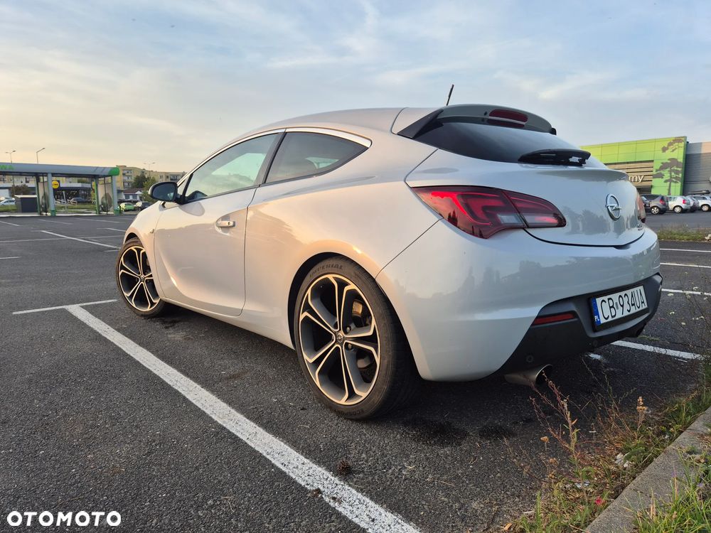 Opel Astra 1.4 T Enjoy S&S - 6