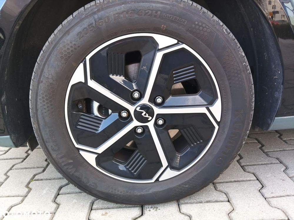 Kia Niro 1.6 GDI Hybrid L - 24