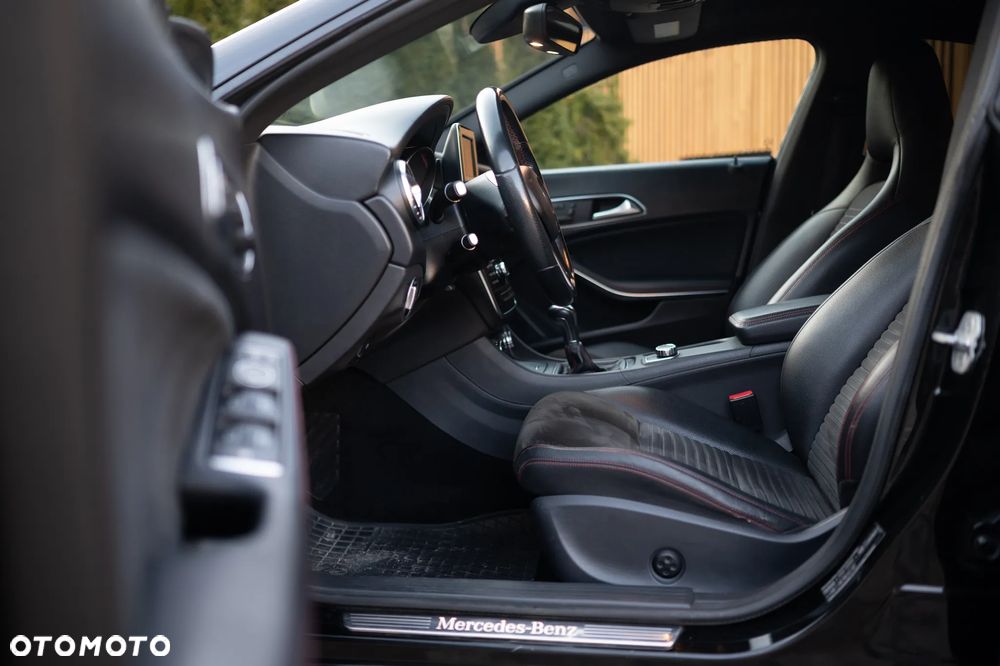 Mercedes-Benz CLA 200 CDI Edition 1 - 13