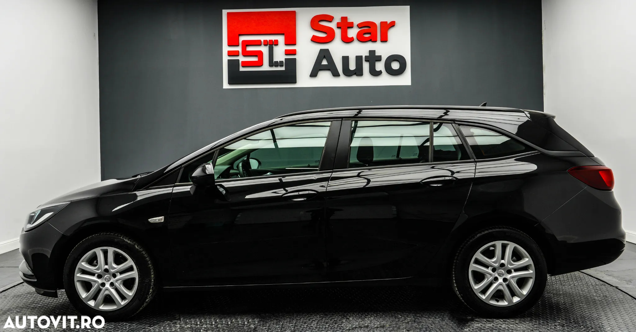 Opel Astra Sport Tourer 1.0 Turbo ECOTEC Start/Stop Dynamic - 10