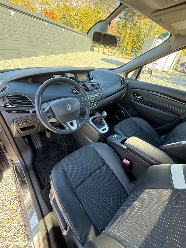 Renault Scenic - 10