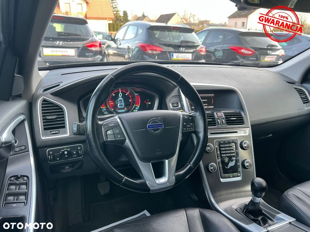 Volvo XC 60 D5 AWD R-Design Summum - 37