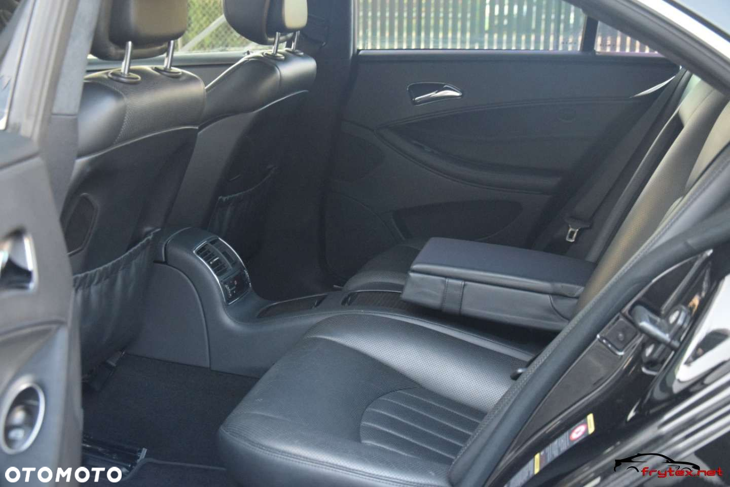 Mercedes-Benz CLS - 22