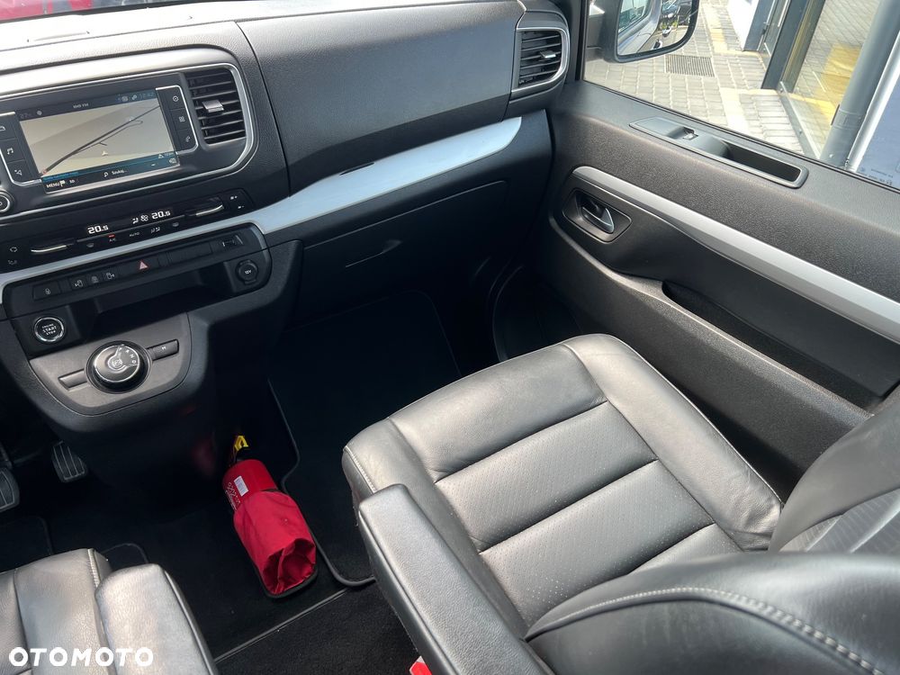 Peugeot Traveller L3 2.0 EAT6 Allure - 18