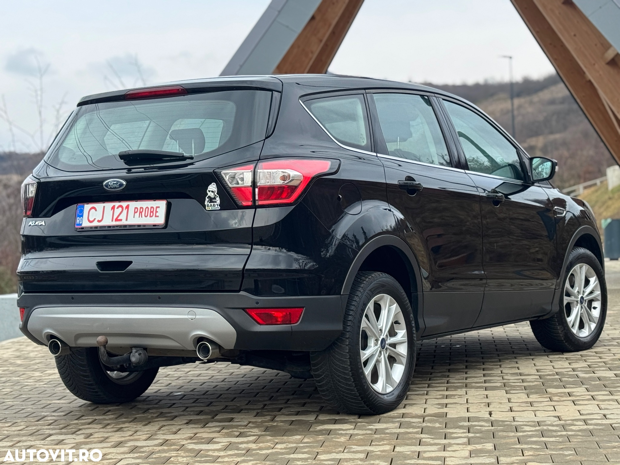Ford Kuga 2.0 TDCi 2x4 Aut. Cool & Connect - 7