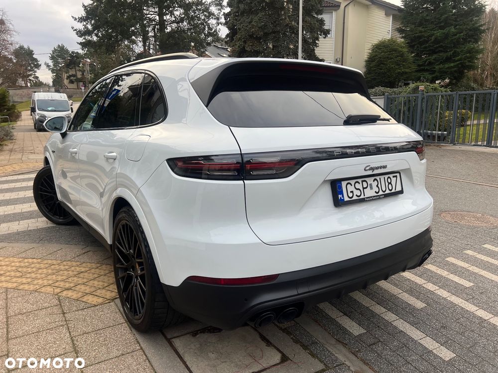 Porsche Cayenne Platinum Edition - 12