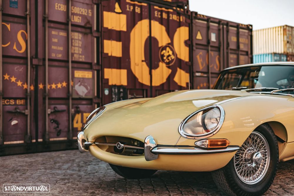 Jaguar E-Type - 4