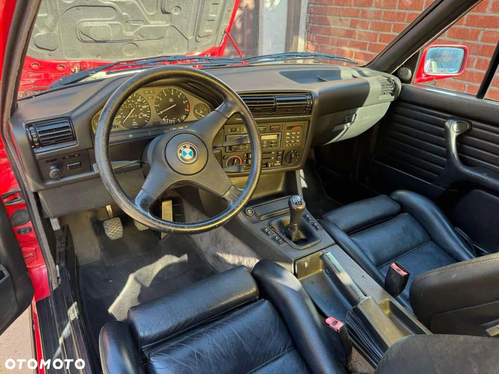 BMW Seria 3 325i - 10