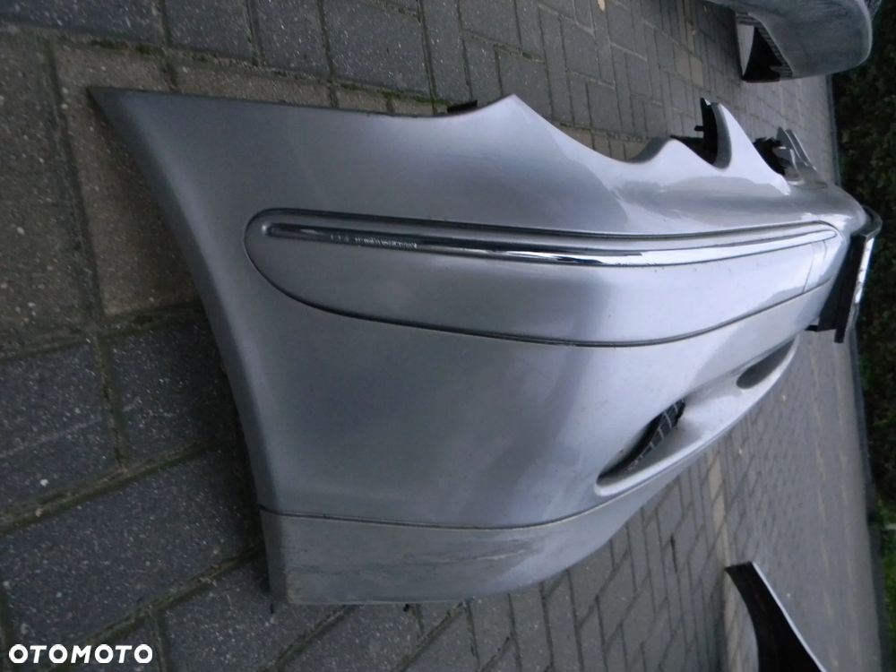 zderzak przód przedni MERCEDES C-KLASA 203 W203 744 - 2