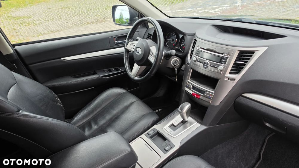 Subaru Legacy - 6