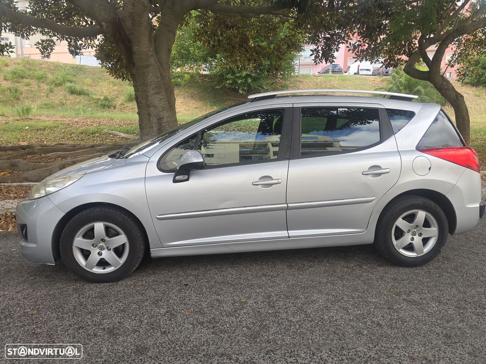 Peugeot 207 SW 1.4 Urban - 3