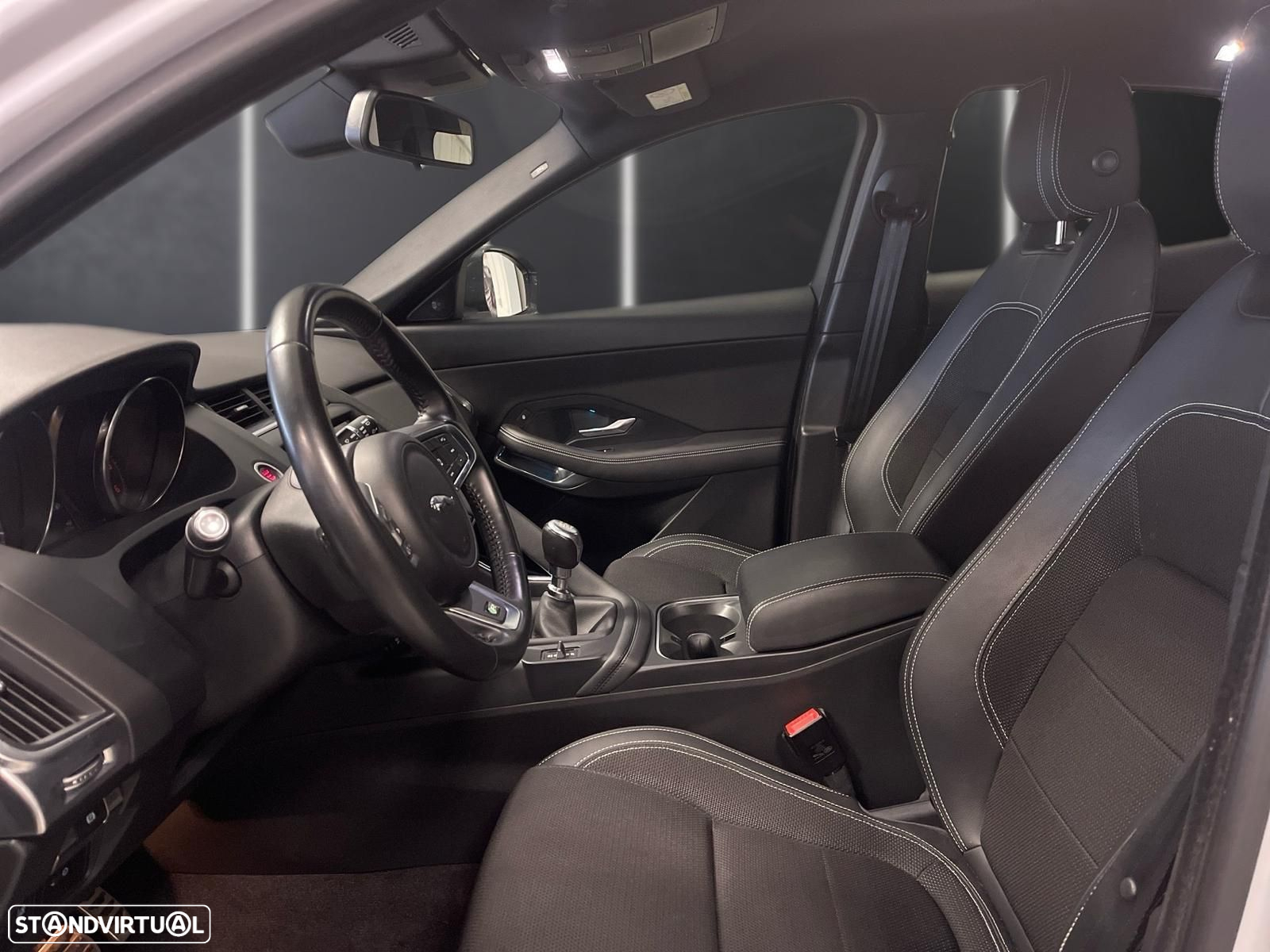 Jaguar E-Pace 2.0 i4D R-Dynamic - 5