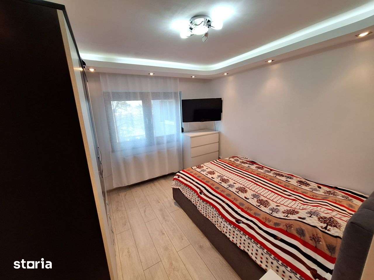 Apartament 3 camere Renovat in Totalitate, Dorobantilor - etaj 2/4 — fotografia 3