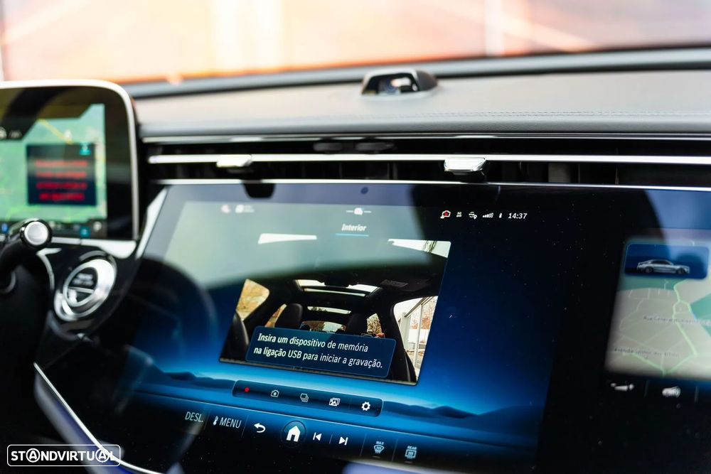 Mercedes-Benz E 300 e AMG Line - 16