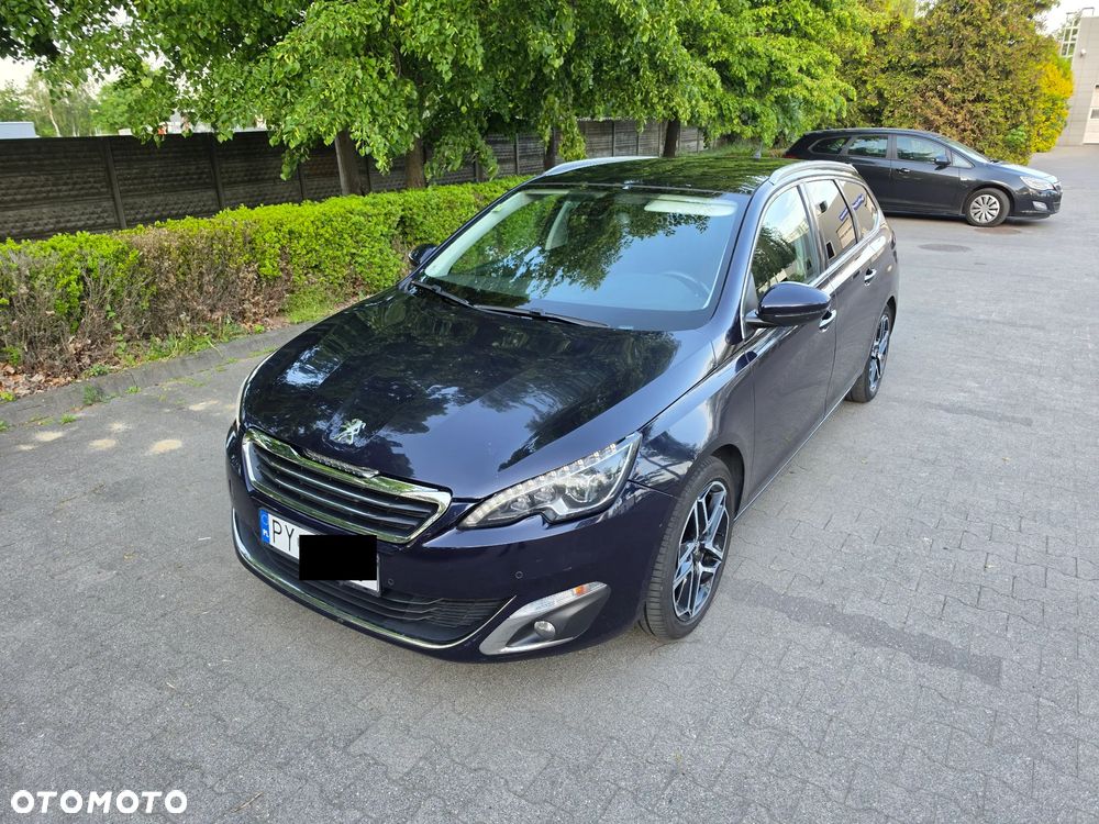Peugeot 308 - 1