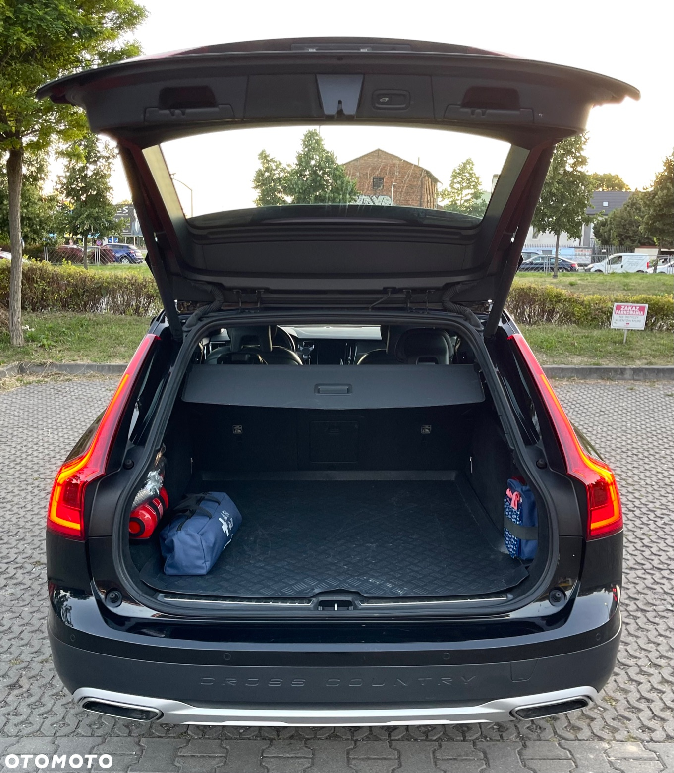 Volvo V90 Cross Country D5 AWD Geartronic Pro - 19