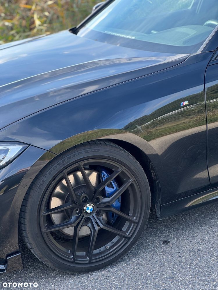 BMW Seria 3 330i M Sport - 5