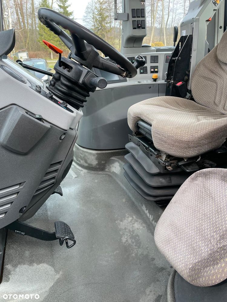 Claas AXION 810 - 16