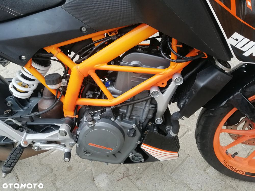 KTM Duke - 11