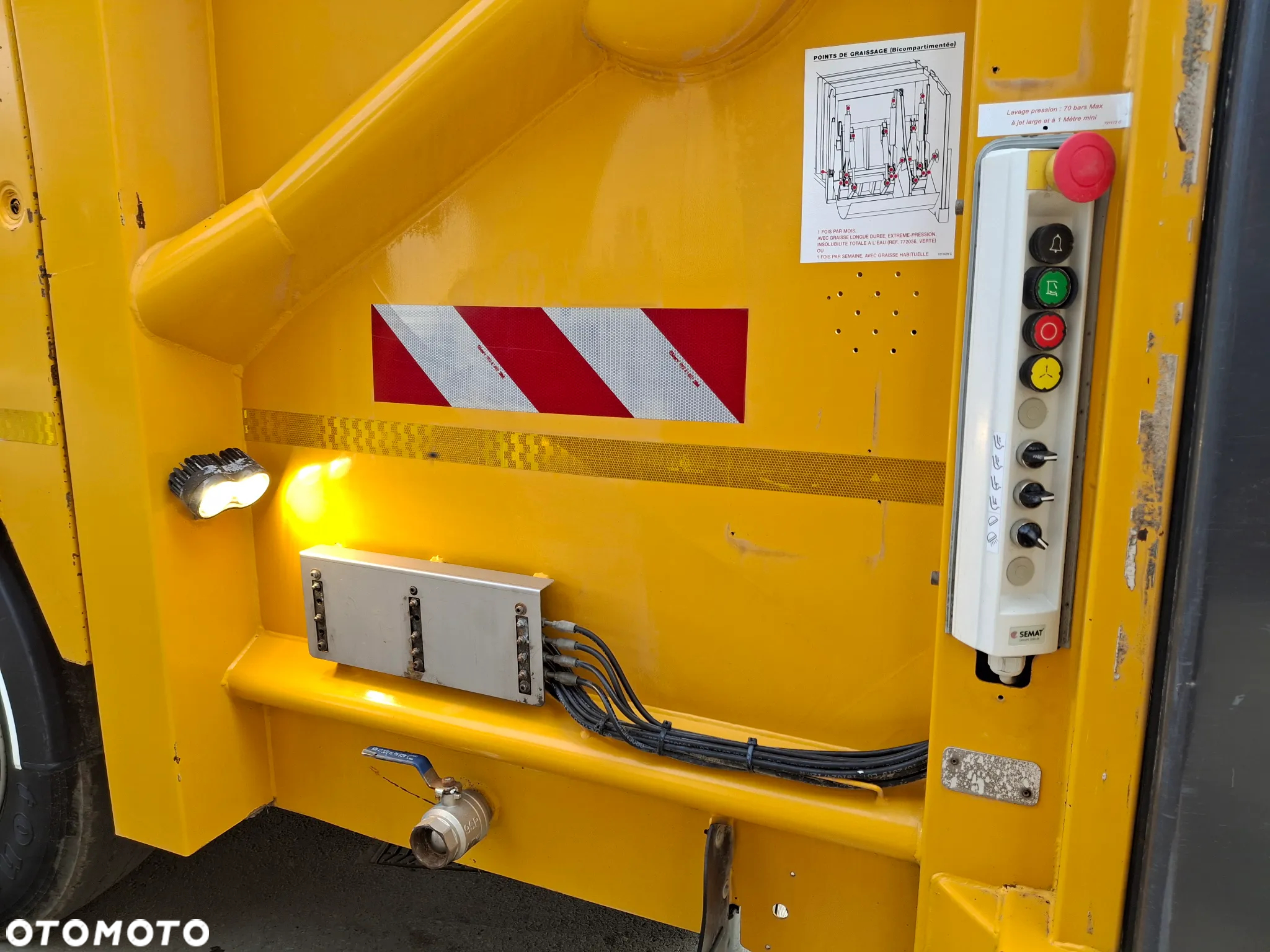 Renault Trucks D-Acces Śmieciarka Dwukomorowa Semat Zoeller Euro 6 2020r Odpady Segregacja 2 Komory 3 Osie - 20