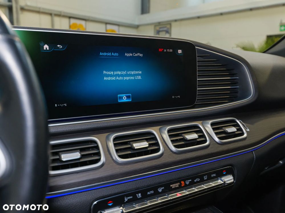 Mercedes-Benz GLE 300 d 4Matic 9G-TRONIC AMG Line - 29