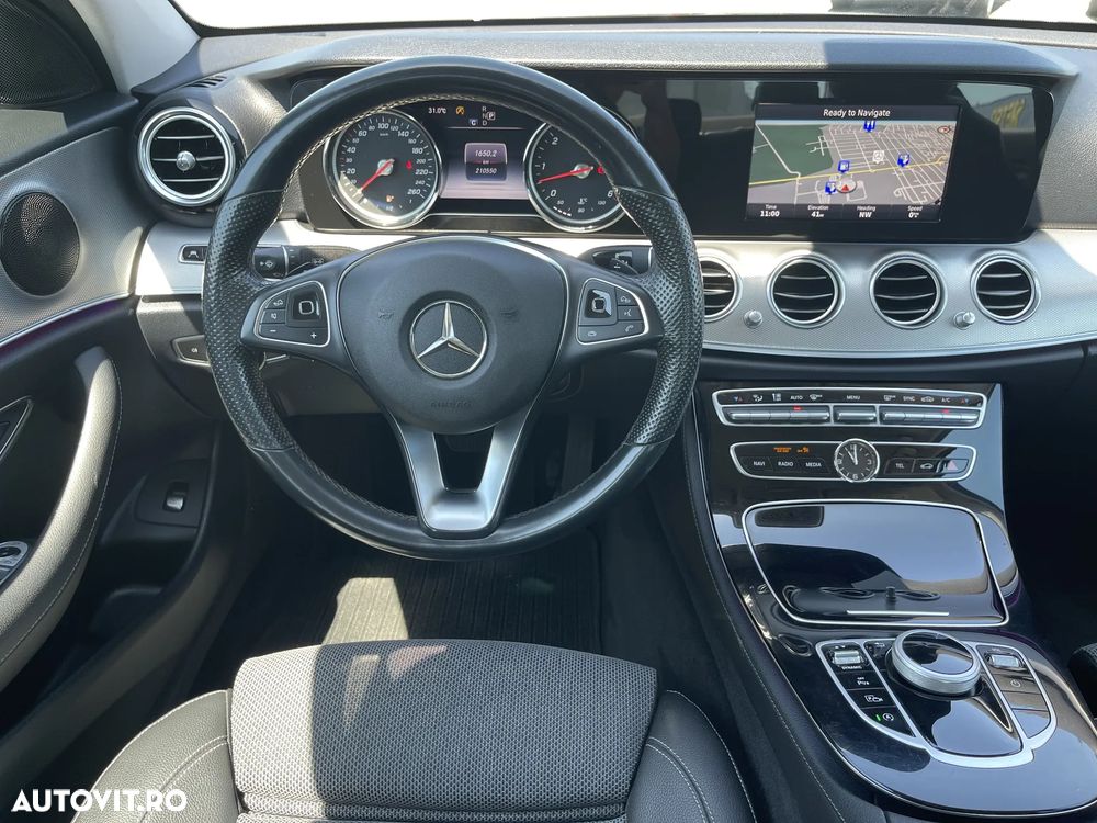 Mercedes-Benz E - 26