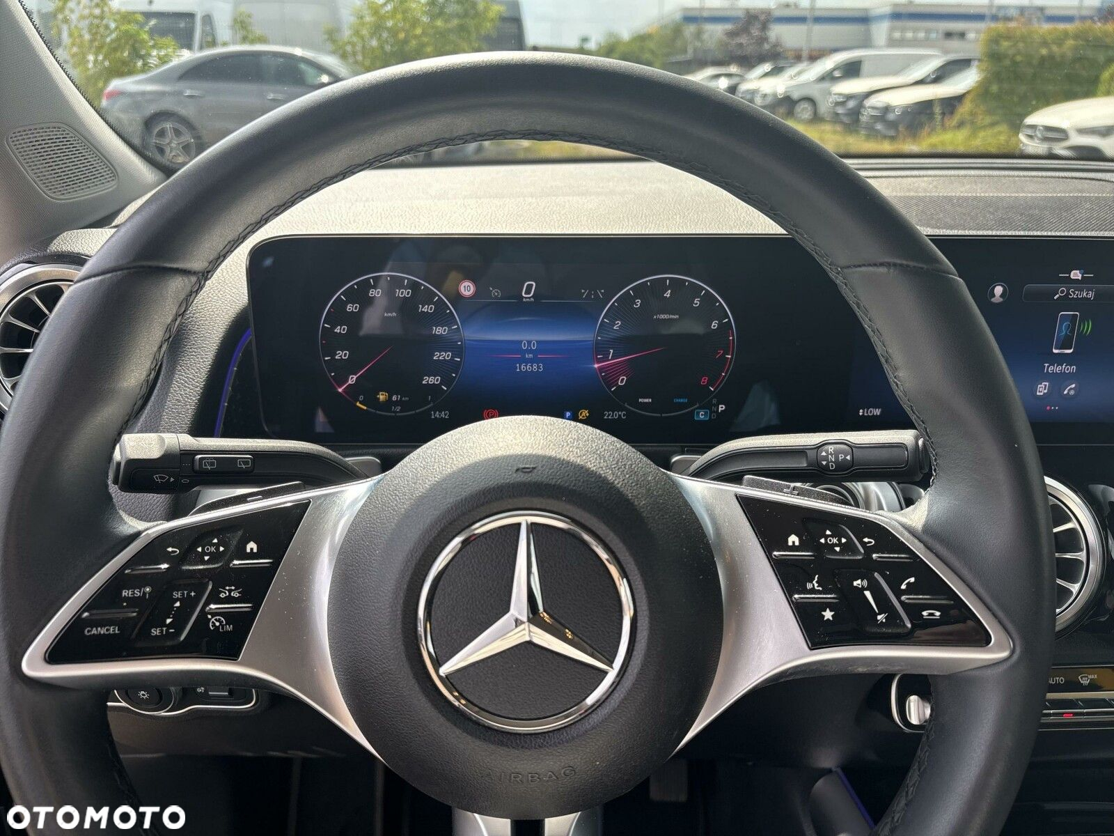 Mercedes-Benz GLB 200 4-Matic Progressive 8G-DCT - 17