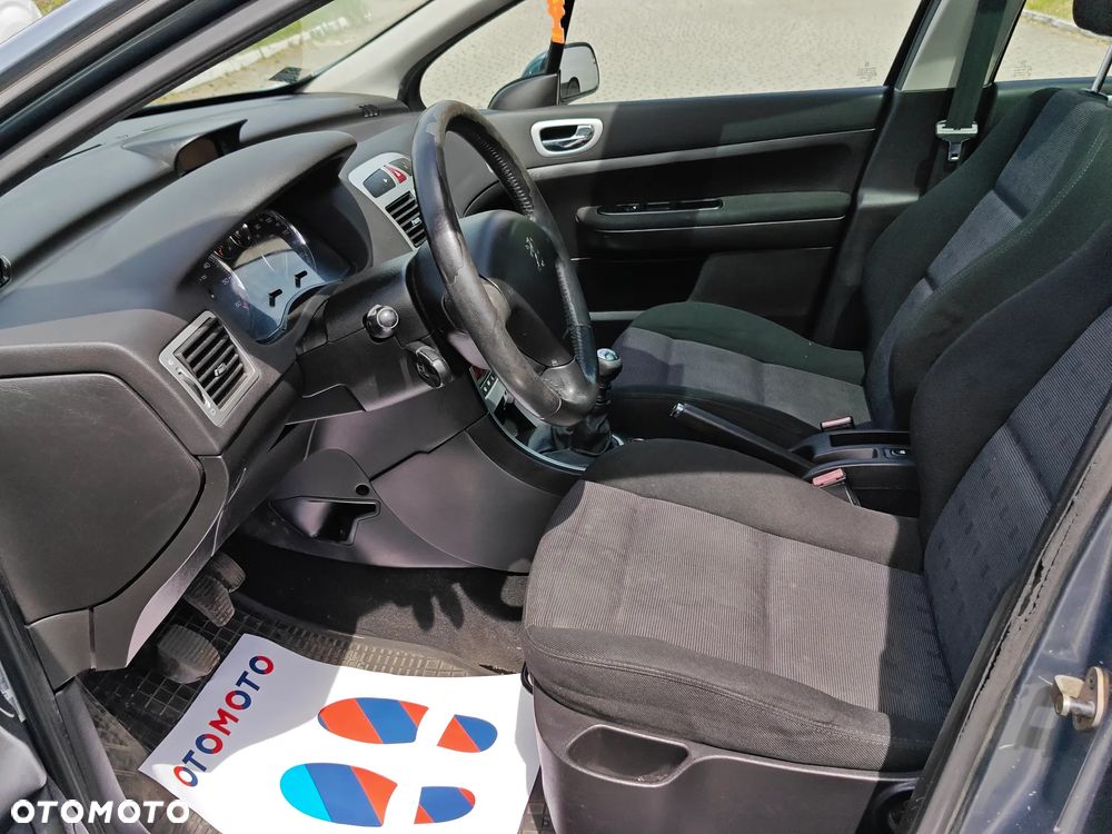 Peugeot 307 HDi 135 Premium - 10
