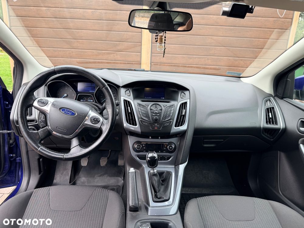 Ford Focus - 8