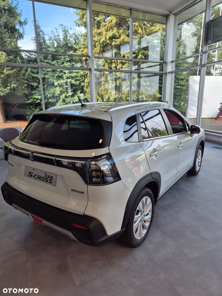 Suzuki S-Cross - 13