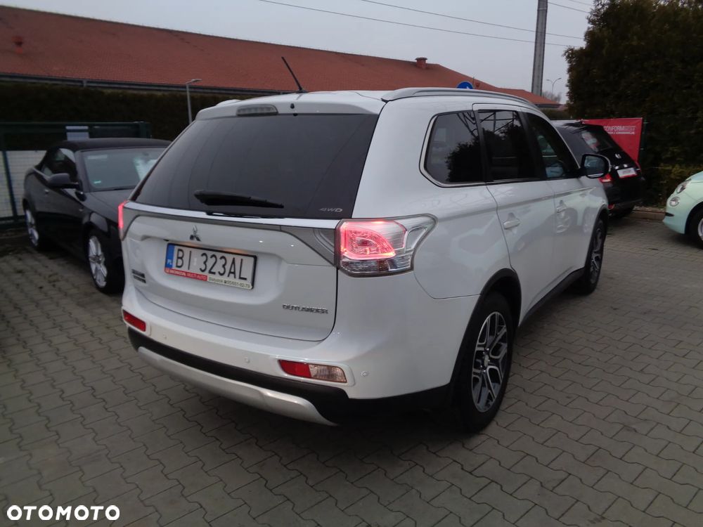 Mitsubishi Outlander 2.0 Intense Comfort 4WD CVT - 7