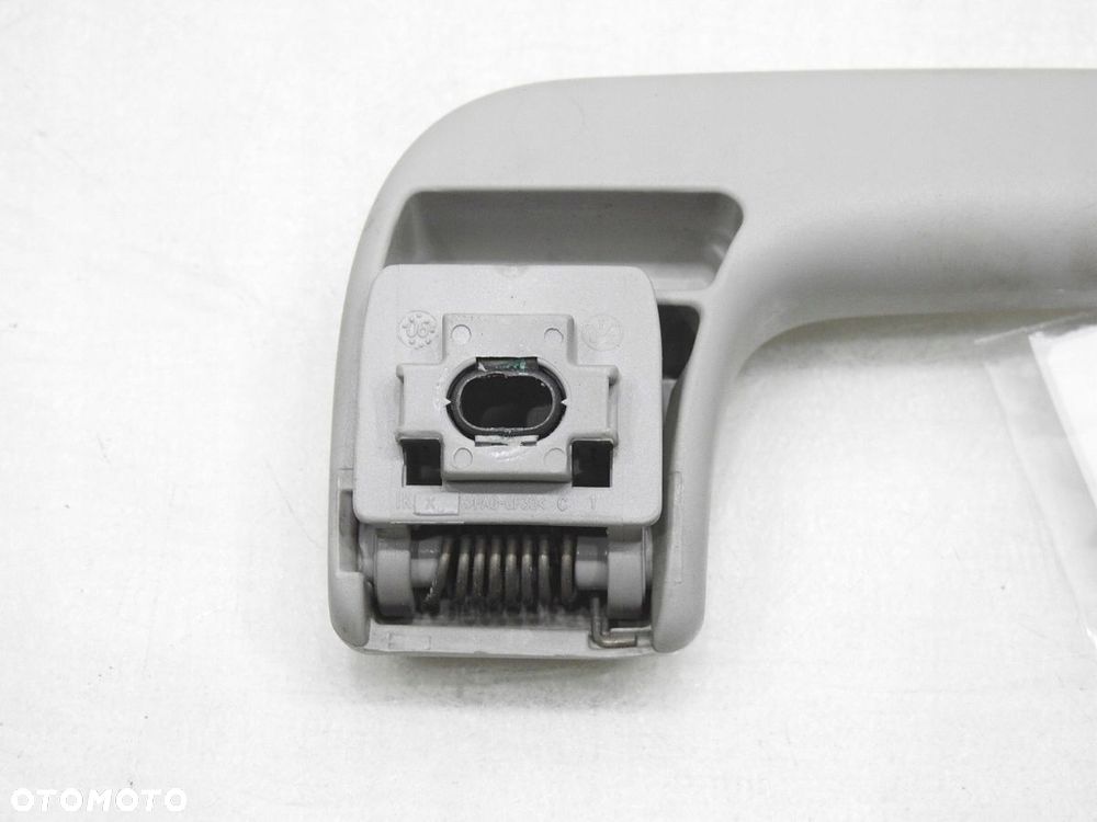 RĄCZKA UCHWYT PODSUFITKI PRAWY TYŁ AUDI A4 B7 - 6