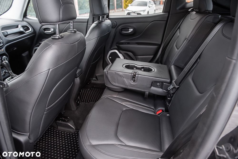 Jeep Renegade 1.4 MultiAir Limited 4WD S&S - 27