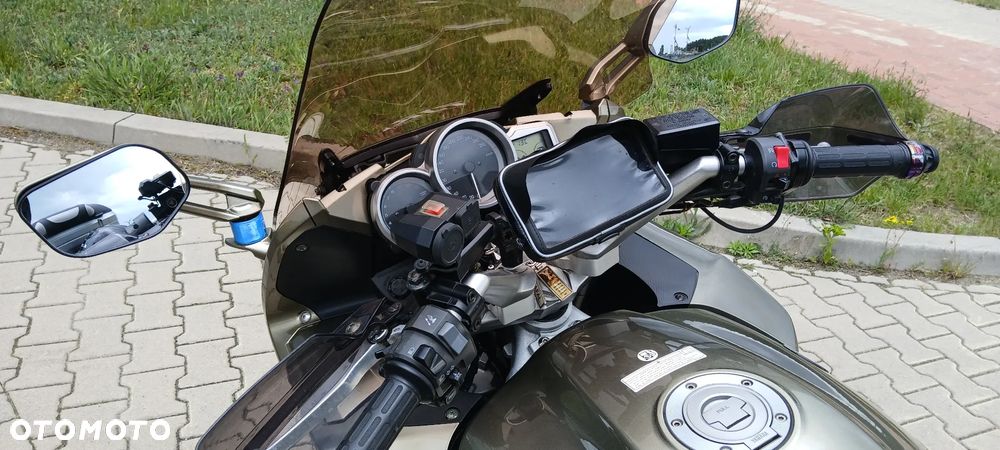 Yamaha FJR - 4