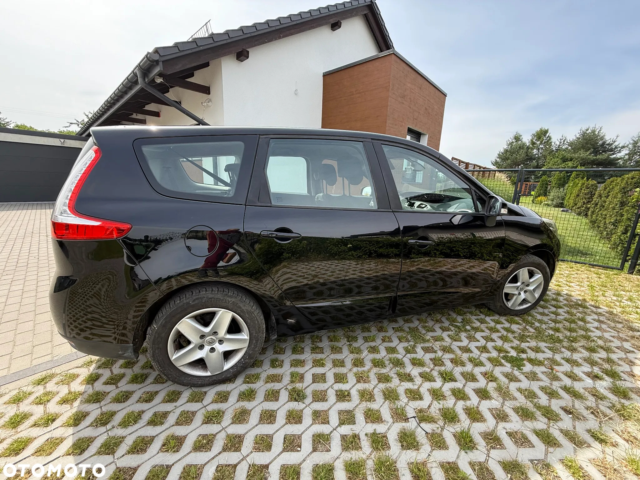 Renault Grand Scenic - 5