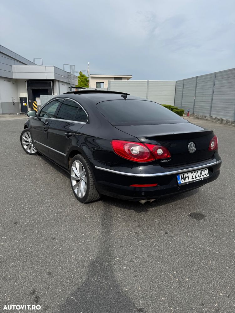 Volkswagen Passat 2.0 TDI DSG Highline - 9