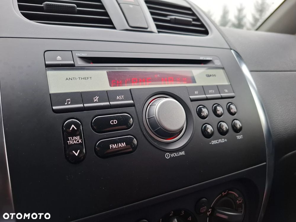 Fiat Sedici 1.6 16V 4x2 Emotion - 11