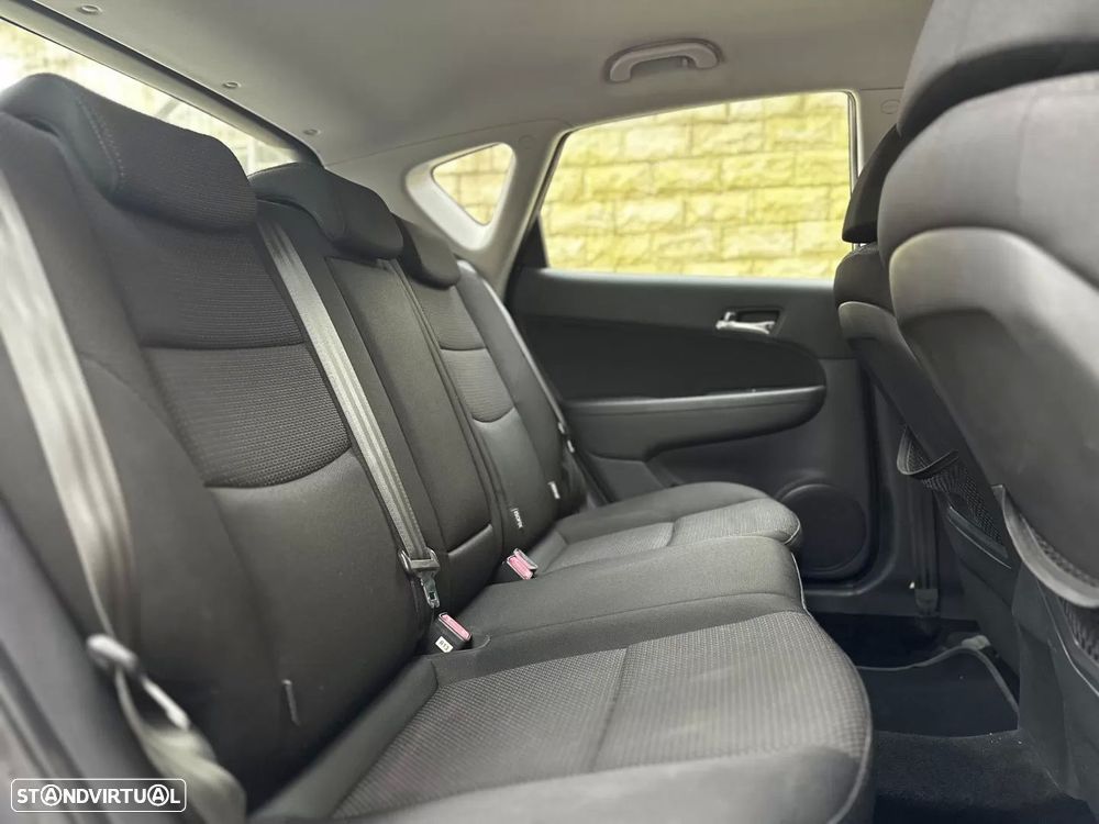 Hyundai i30 1.4 CVVT Blue Comfort - 24