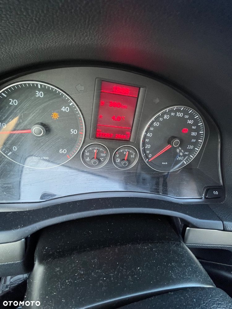 Volkswagen Golf 1.9 TDI Trendline - 6