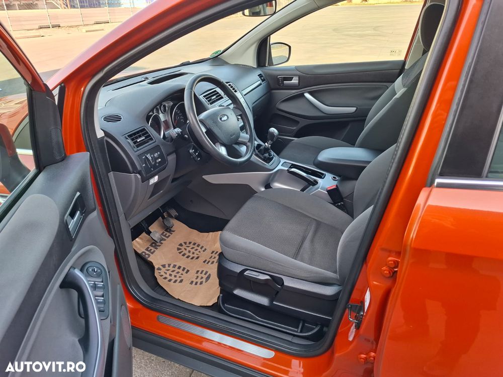 Ford Kuga 2.0 TDCi 4WD Trend - 11