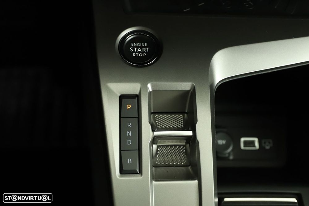 Peugeot 408 1.6 Hybrid Allure e-EAT8 - 14