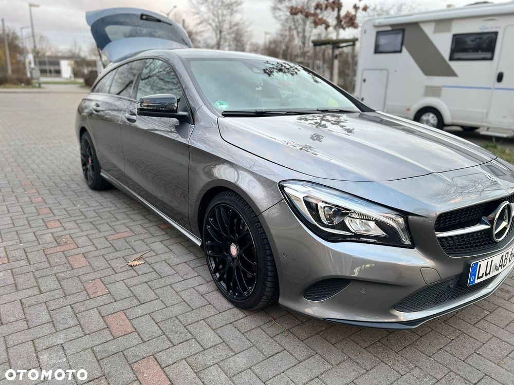 Mercedes-Benz CLA 250 7G-DCT UrbanStyle Edition - 3