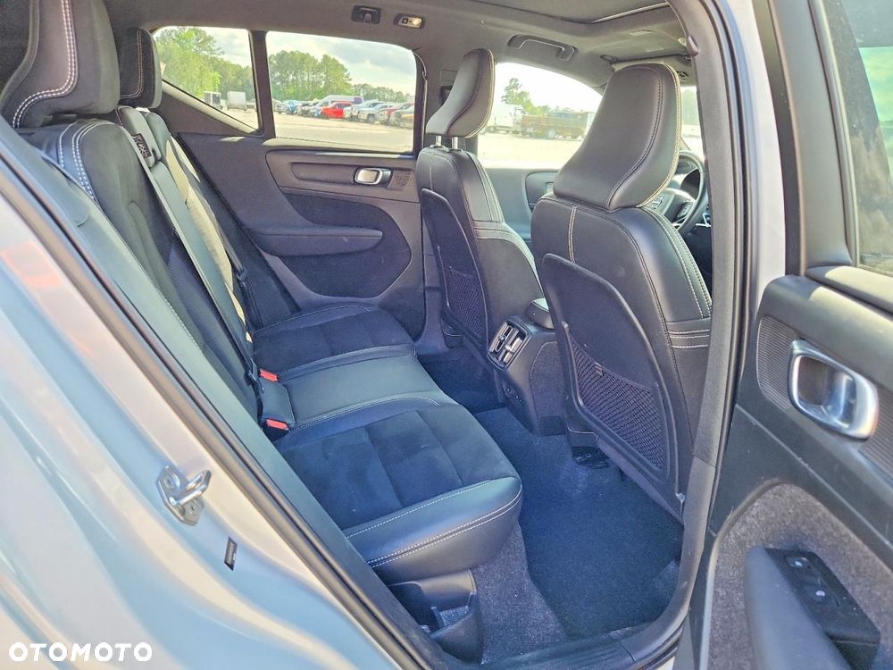 Volvo XC 40 - 10