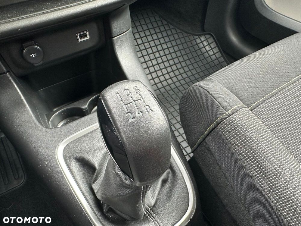 Citroën C3 1.2 PureTech Max - 23
