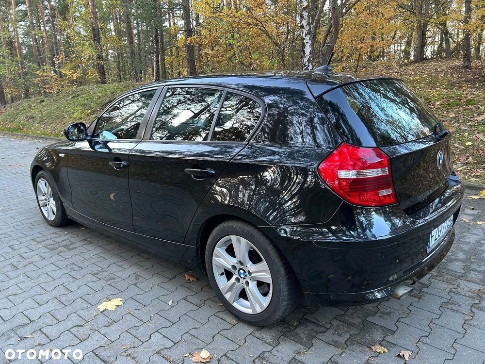 BMW Seria 1 118d - 4
