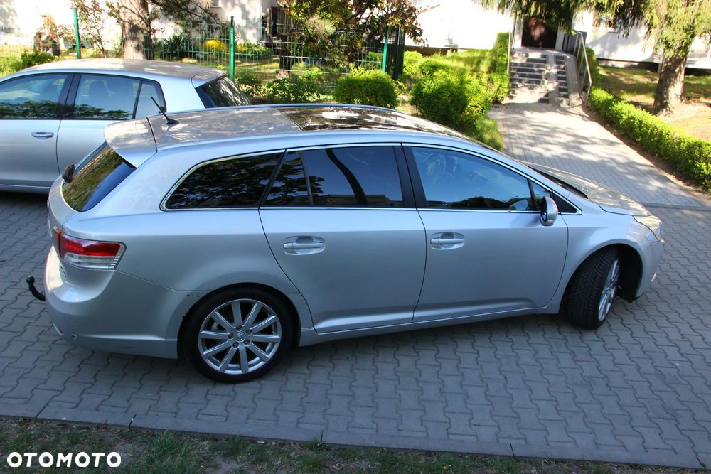 Toyota Avensis 2.0 Prestige NAVI - 14