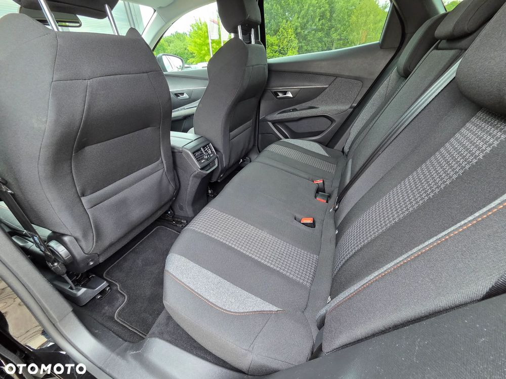 Peugeot 3008 1.5 BlueHDi Active Pack S&S EAT8 - 28