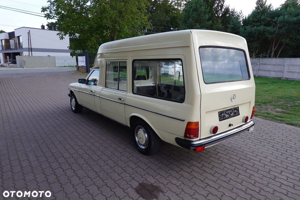Mercedes-Benz W123 - 4